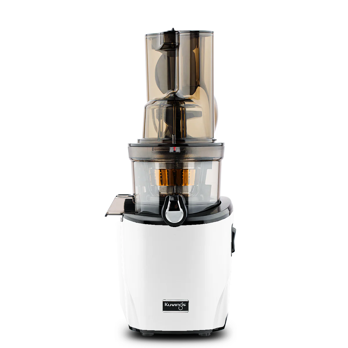 REVO830 מודרני לבן - מסחטת מיץ איטית מסחטה איטית עם חלק עליון חום שקוף, Auto-Cut Chute עבור סחיטה יעילה, מצנח האכלה ופית מיץ, מוצג על רקע לבן רגיל.